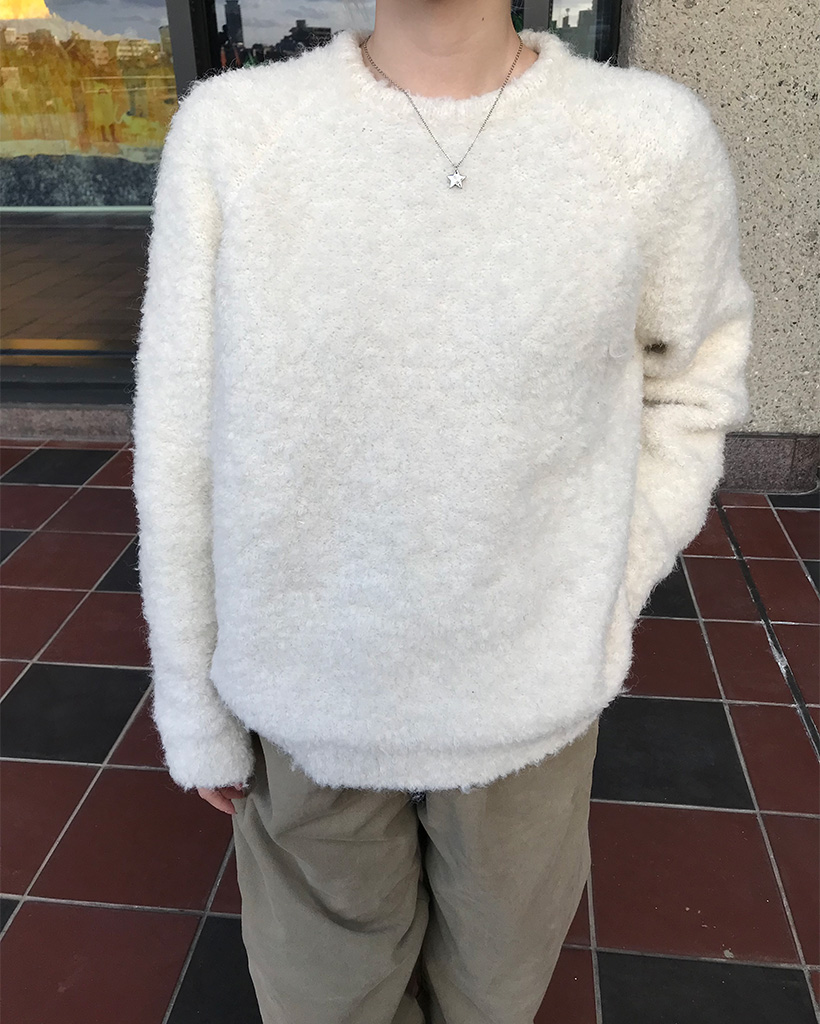 ブークレラウンドニット