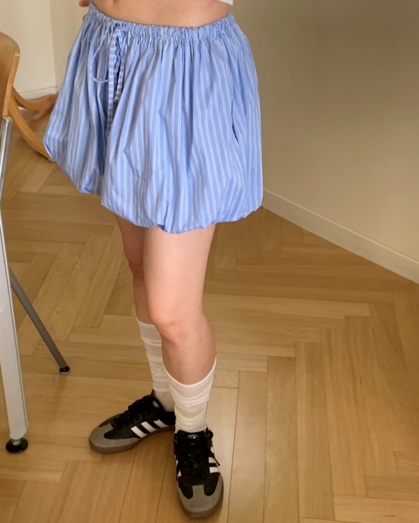 PLEATS PLEASE ストライプ バルーンショートパンツ ウエストゴムストライプバルーンショートパンツ | ファッション通販