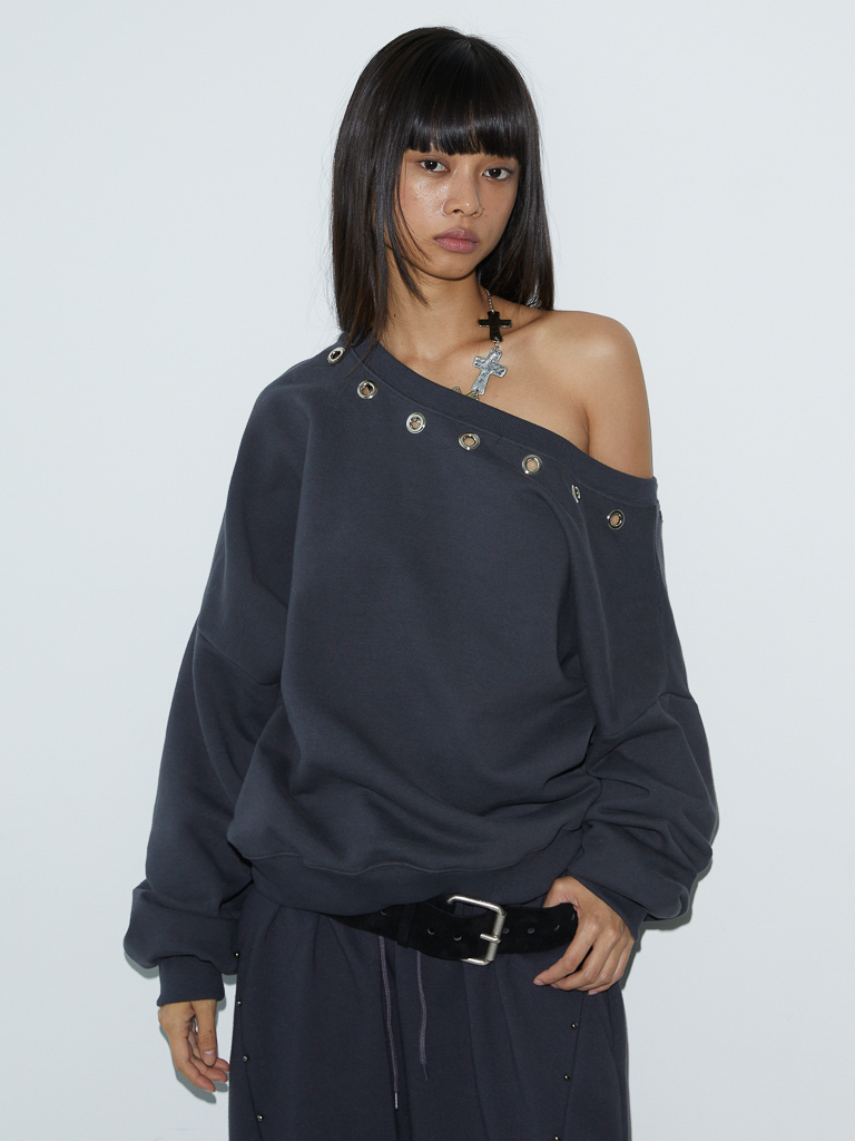 Unbalance Stud Sweatshirt (CHARCOAL)