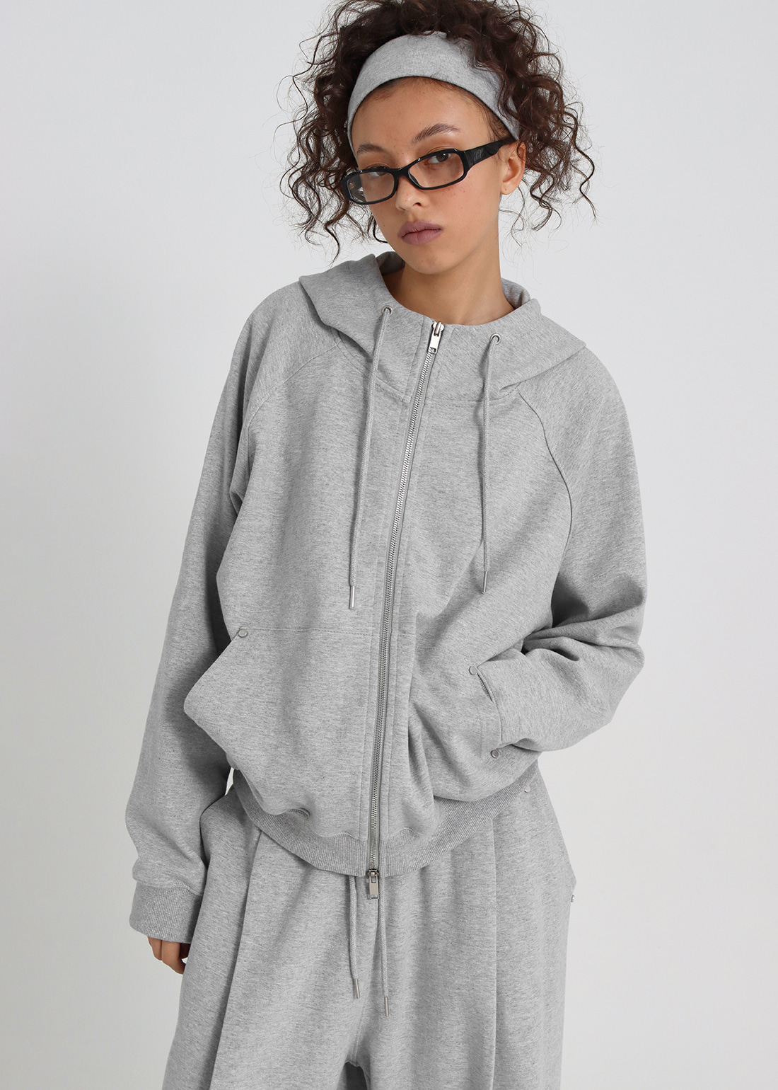 mignon様 本日発売のバースデイ新ブランド【&𝒎𝒊𝒈𝒏𝒐𝒏】の お洋服で