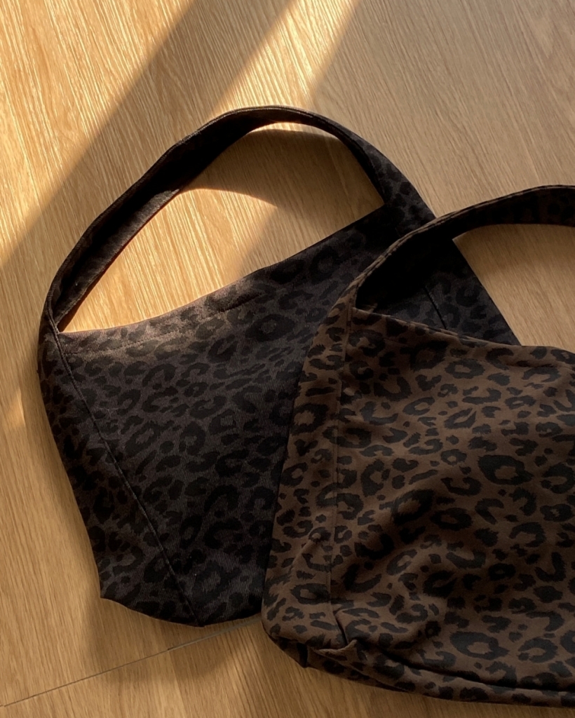 (set) (2 color) レオパード柄 大容量 ショルダー＆クロスバッグ