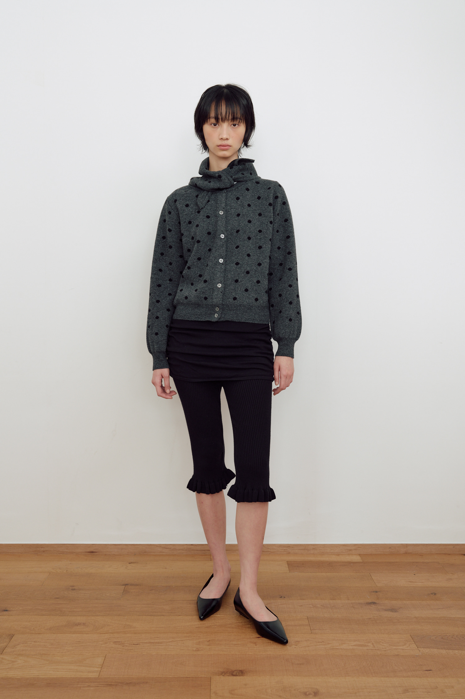 FRILL RIBBED SKIRT PANTS_BLACK