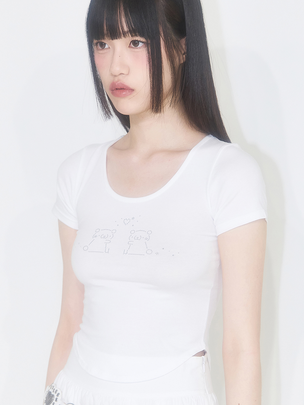 ★ILLIGO★ Kuma Hotfix Fitted T-Shirt 3color Kuma Hotfix Fitted T-Shirt White | ファッション通販サイト NUGU