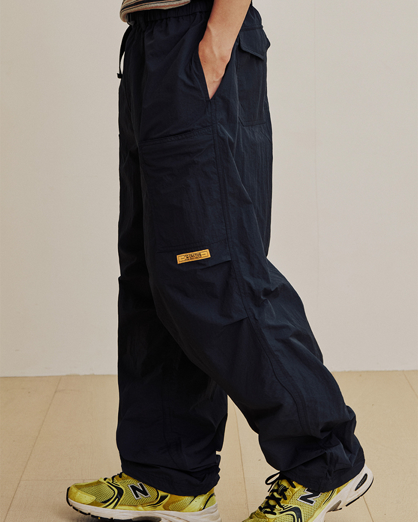 Buckle Nylon Cargo Pants - Navy