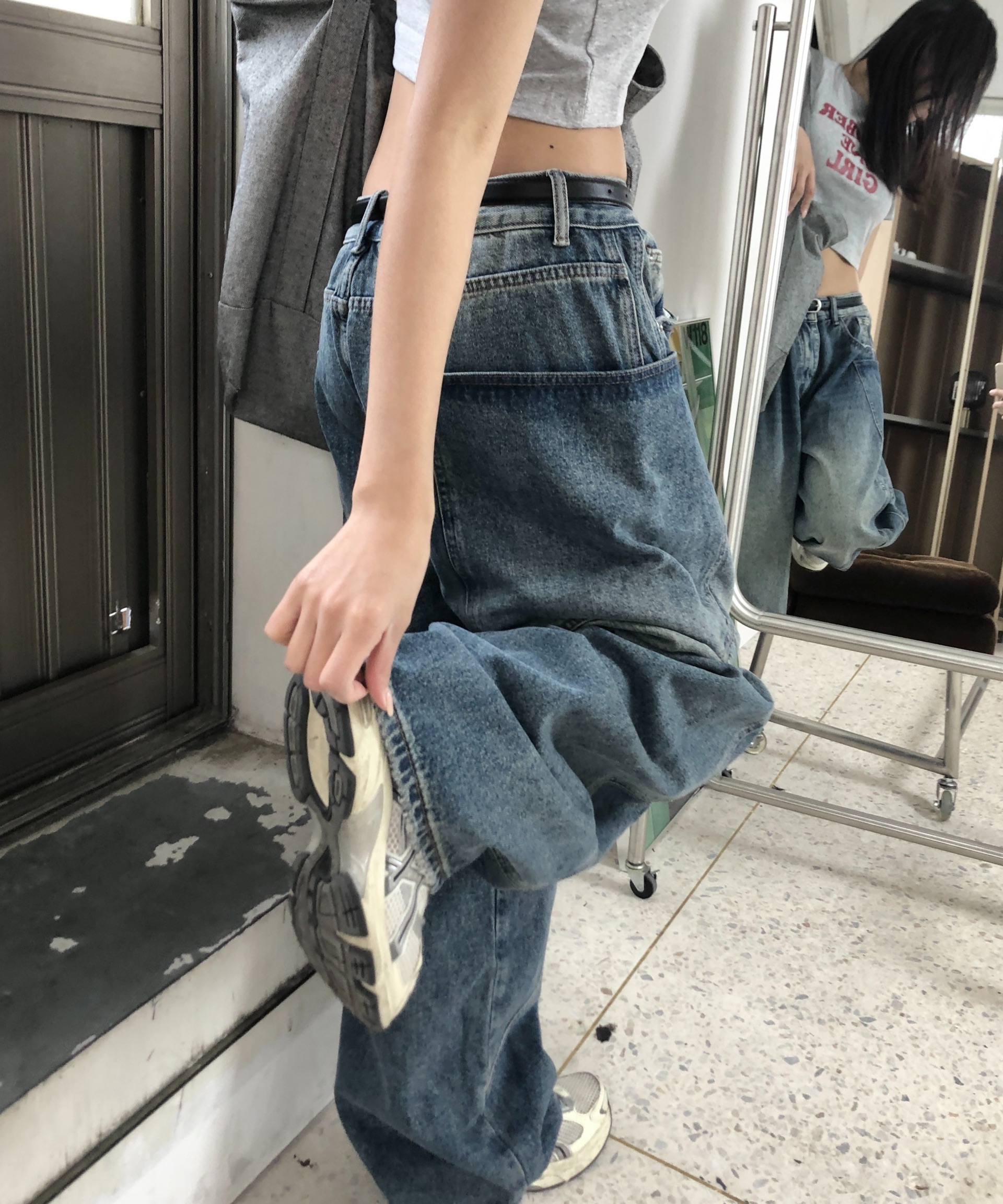 ダメージデニムロングブーツ | ファッション通販サイト NUGU