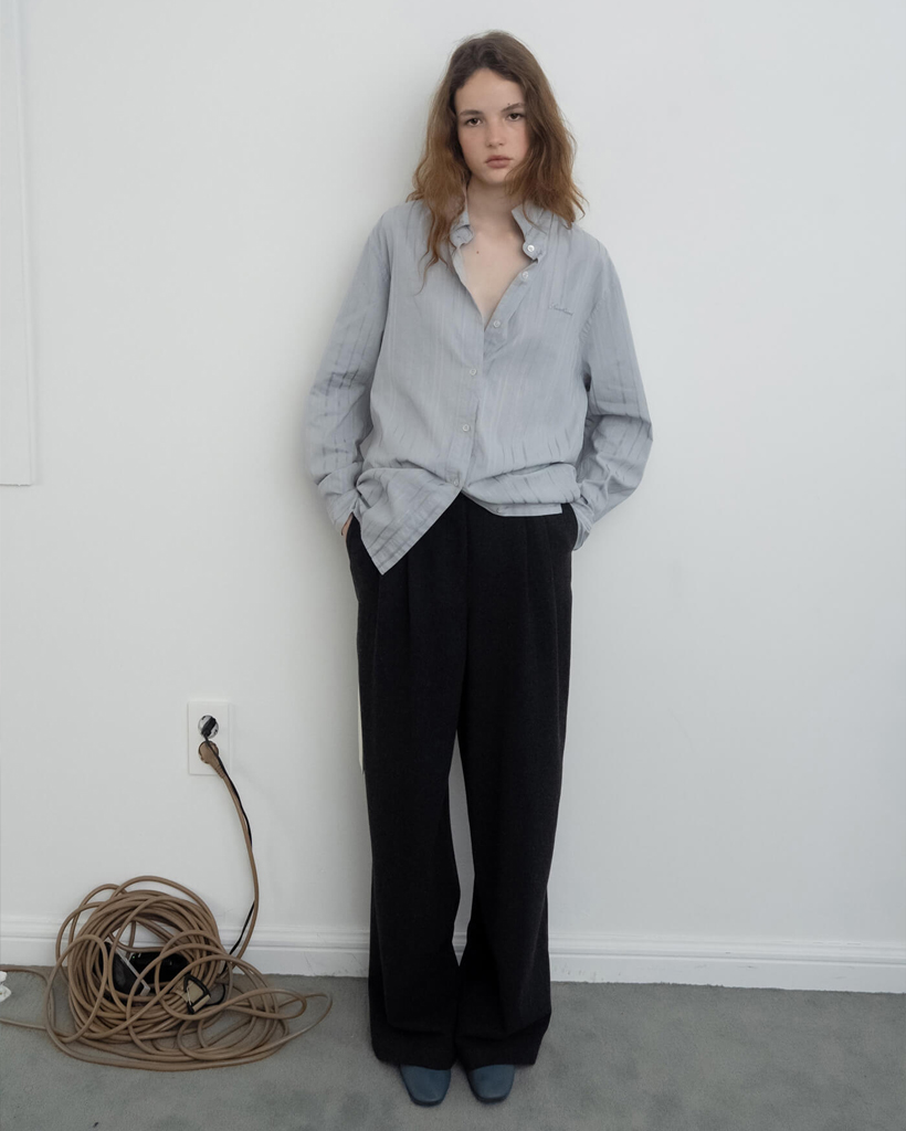 【購入特典】Newry Striped Shirt Blue Gray