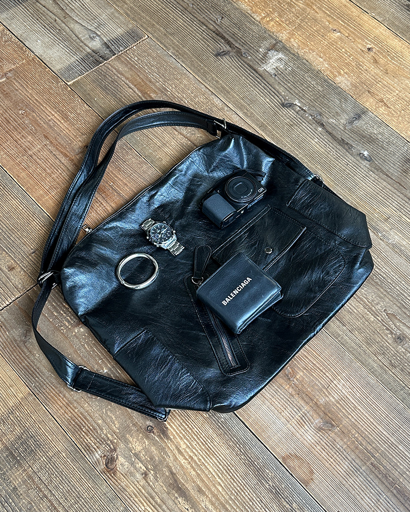 ユニセックス) ポケットショルダーバッグ | ファッション通販サイト NUGU