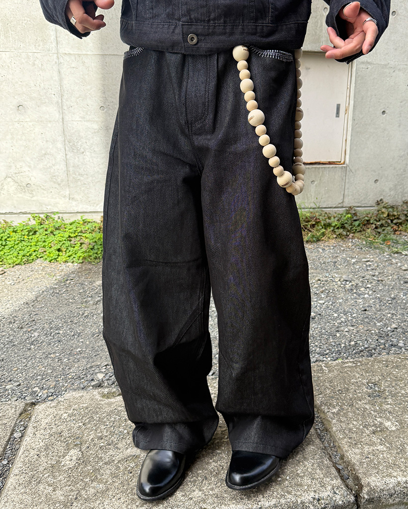 本日限定　NUMBER (N)INE 刺繍入り デニムパンツ オルテガ ブラック 本日限定 NUMBER (N)INE 刺繍入り デニムパンツ オルテガ ブラック