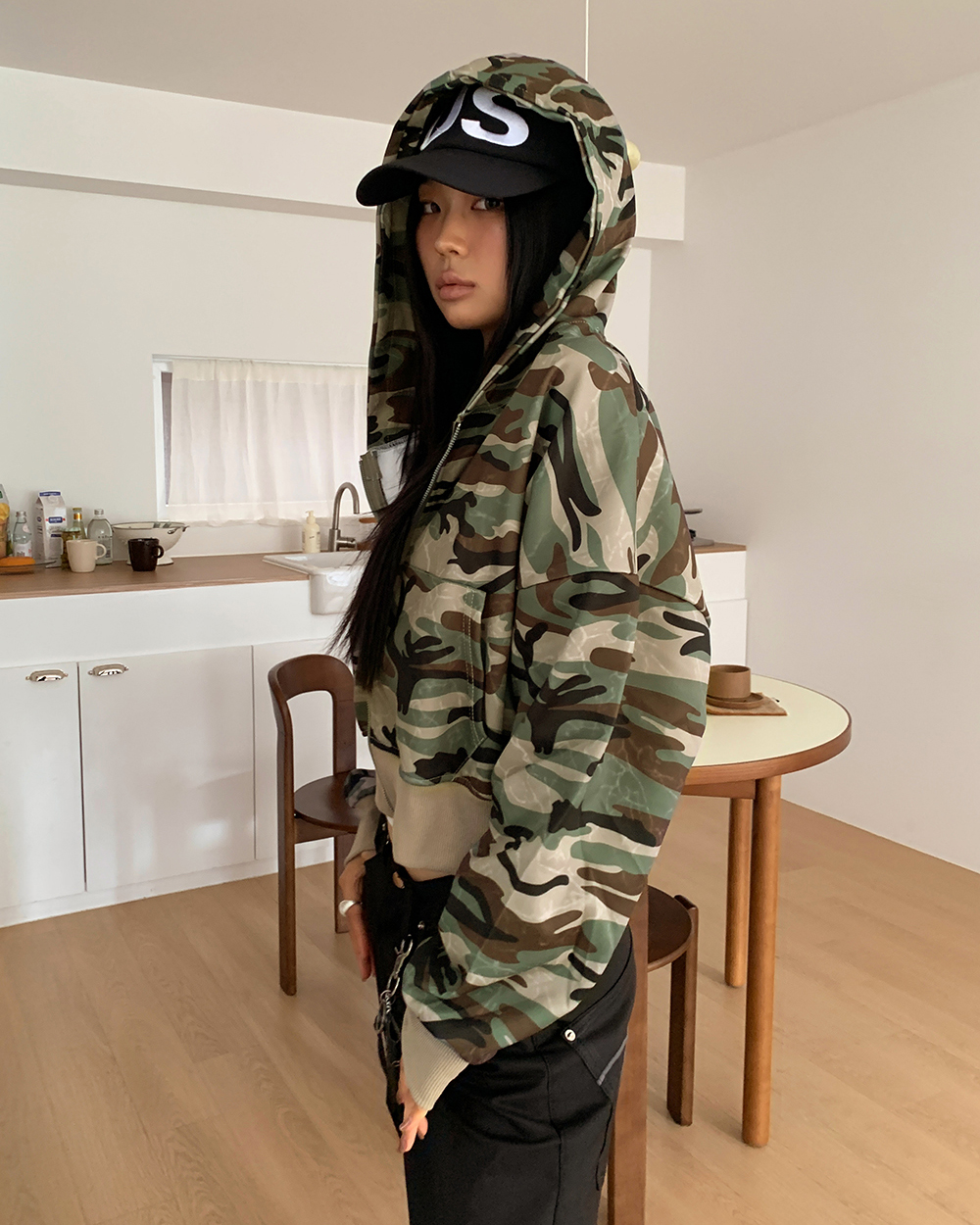 ミリタリーポケットクロップドパーカー | ファッション通販サイト NUGU