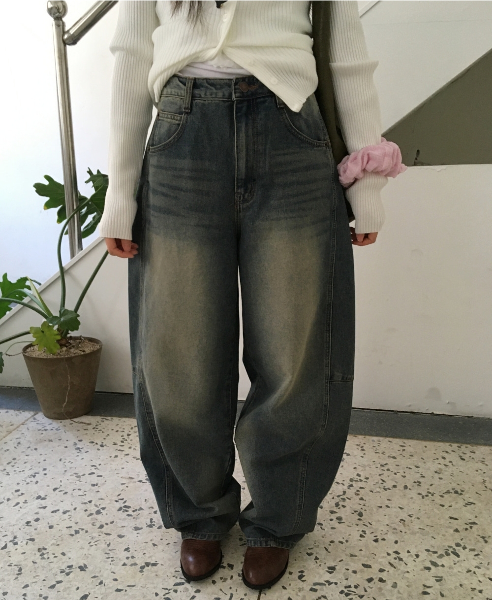 ウォッシュワイドバルーンデニムパンツ