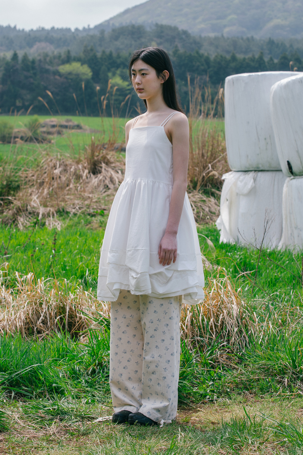 パンツ OHESHIO FLORAL CARPENTER PANTS, CREAM FLORAL CARPENTER PANTS, CREAM | ファッション通販サイト NUGU