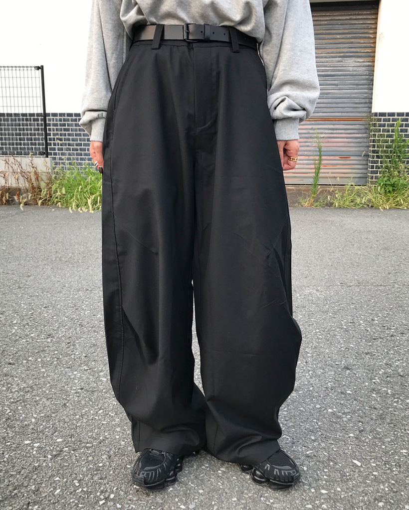 ワンタックバルーンスラックス | ファッション通販サイト NUGU