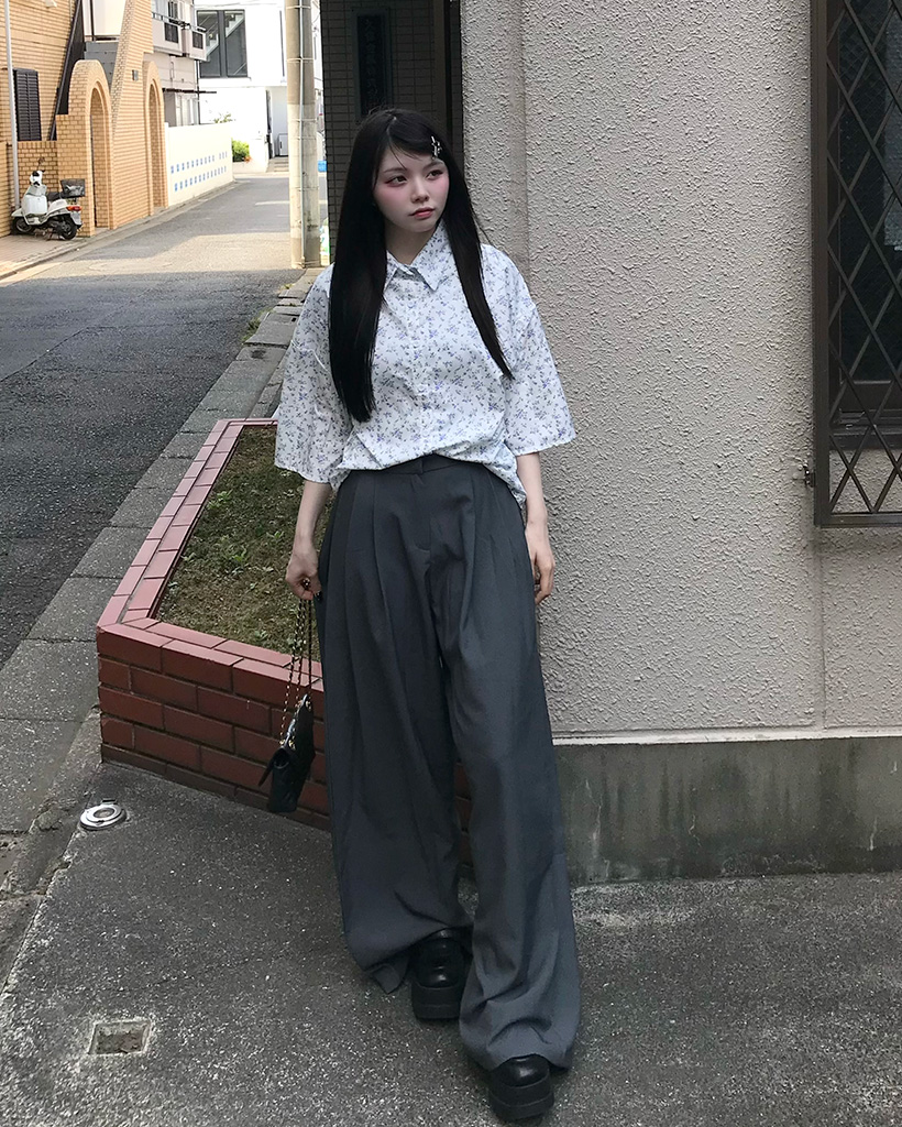 タック入りワイドスラックス | ファッション通販サイト NUGU
