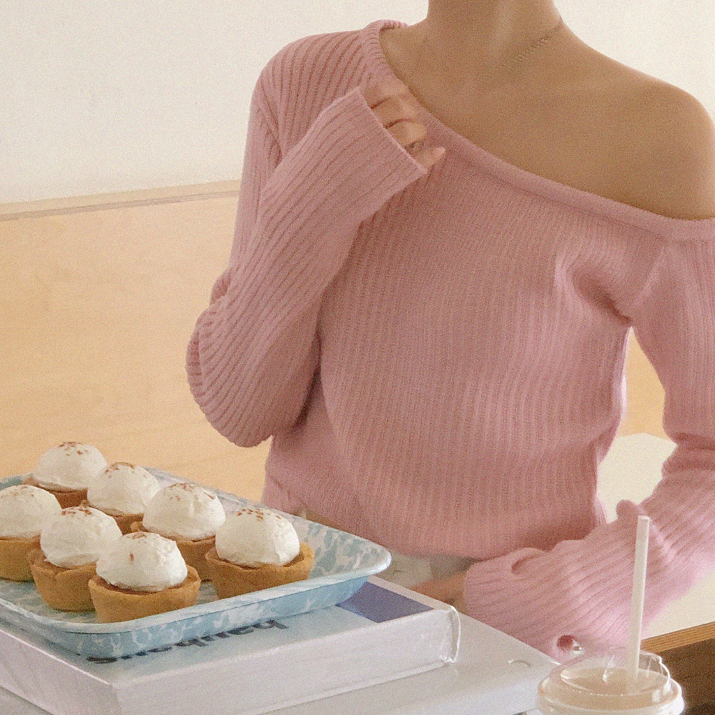 アシンメトリーオフショルニット | ファッション通販サイト NUGU