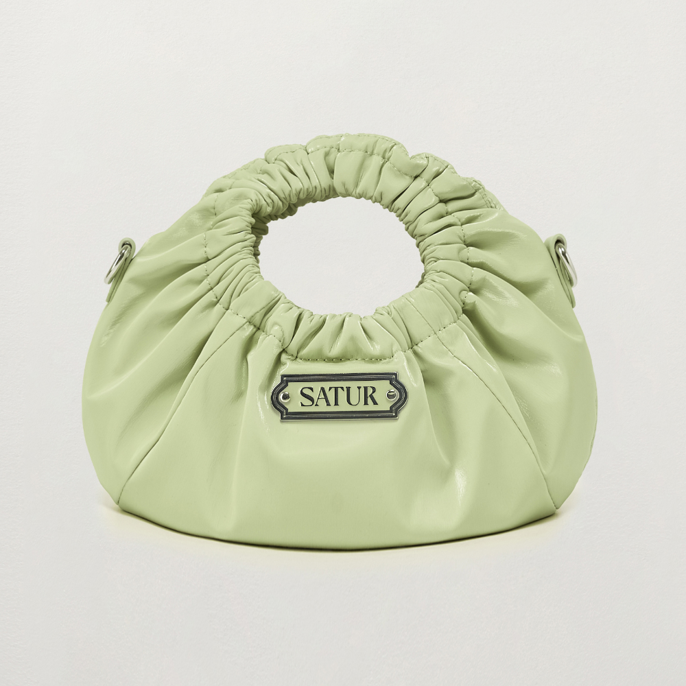 【SATUR】ショルダーバッグ★ Scrunchie Medium Shoulder Bag ★ SATUR(セター) ショルダーバッグ・ポシェット(レディース
