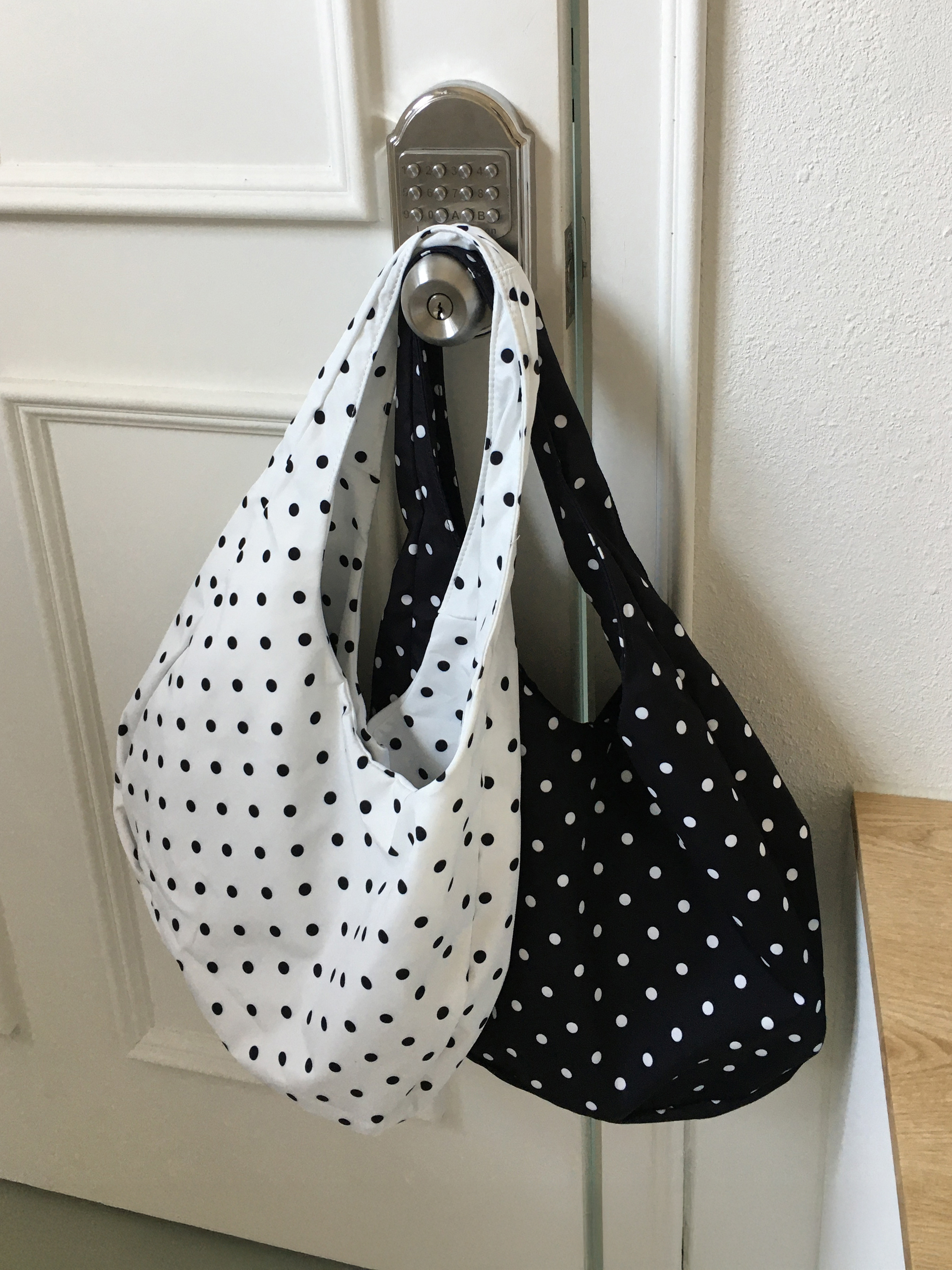 ドット柄　BAGGU エコバッグ　 2点セット サイズ　ミニ ドット柄 BAGGU エコバッグ 2点セット サイズ ミニ 楽天市場】バグー