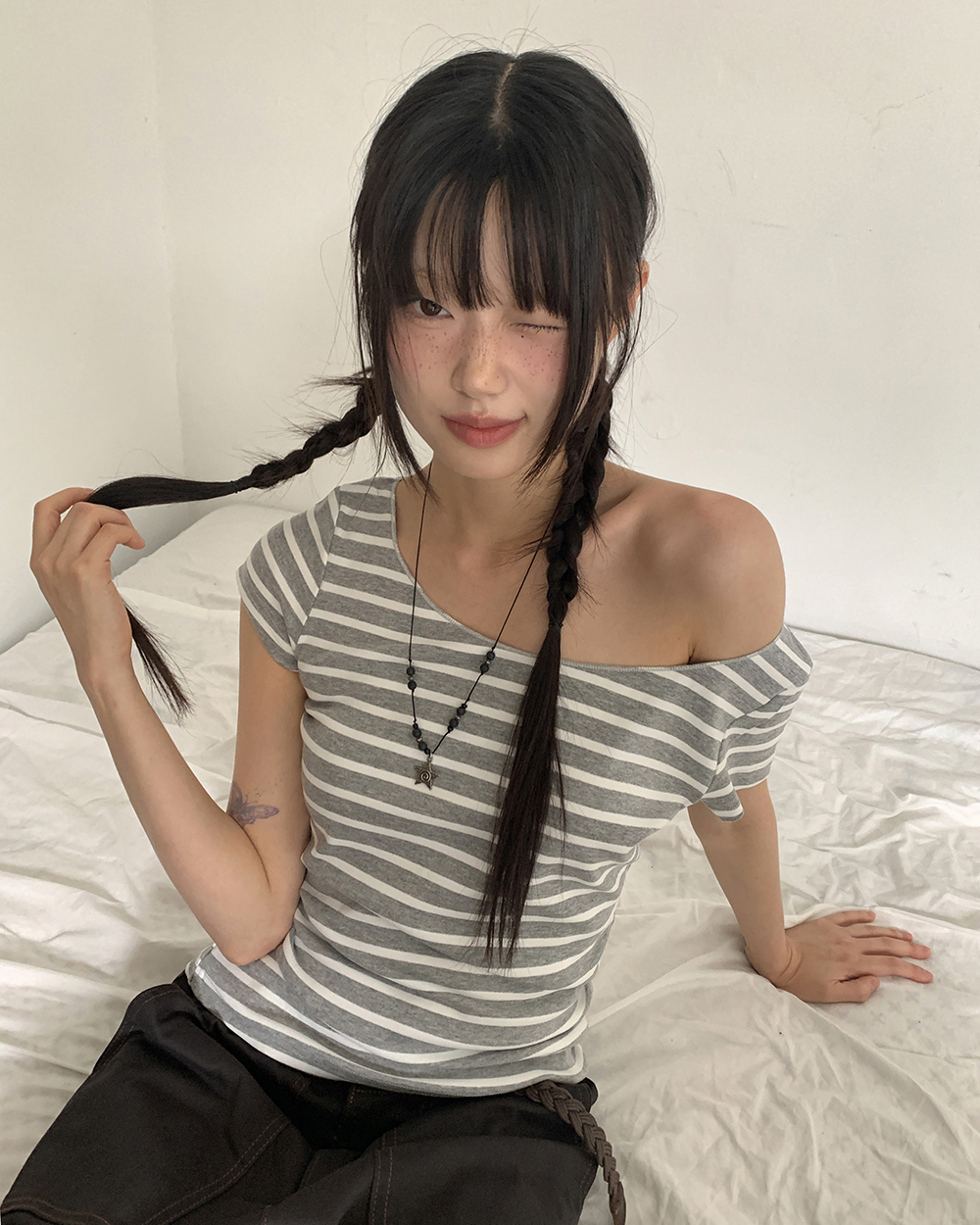 ストライプオフショル半袖Tシャツ | ファッション通販サイト NUGU