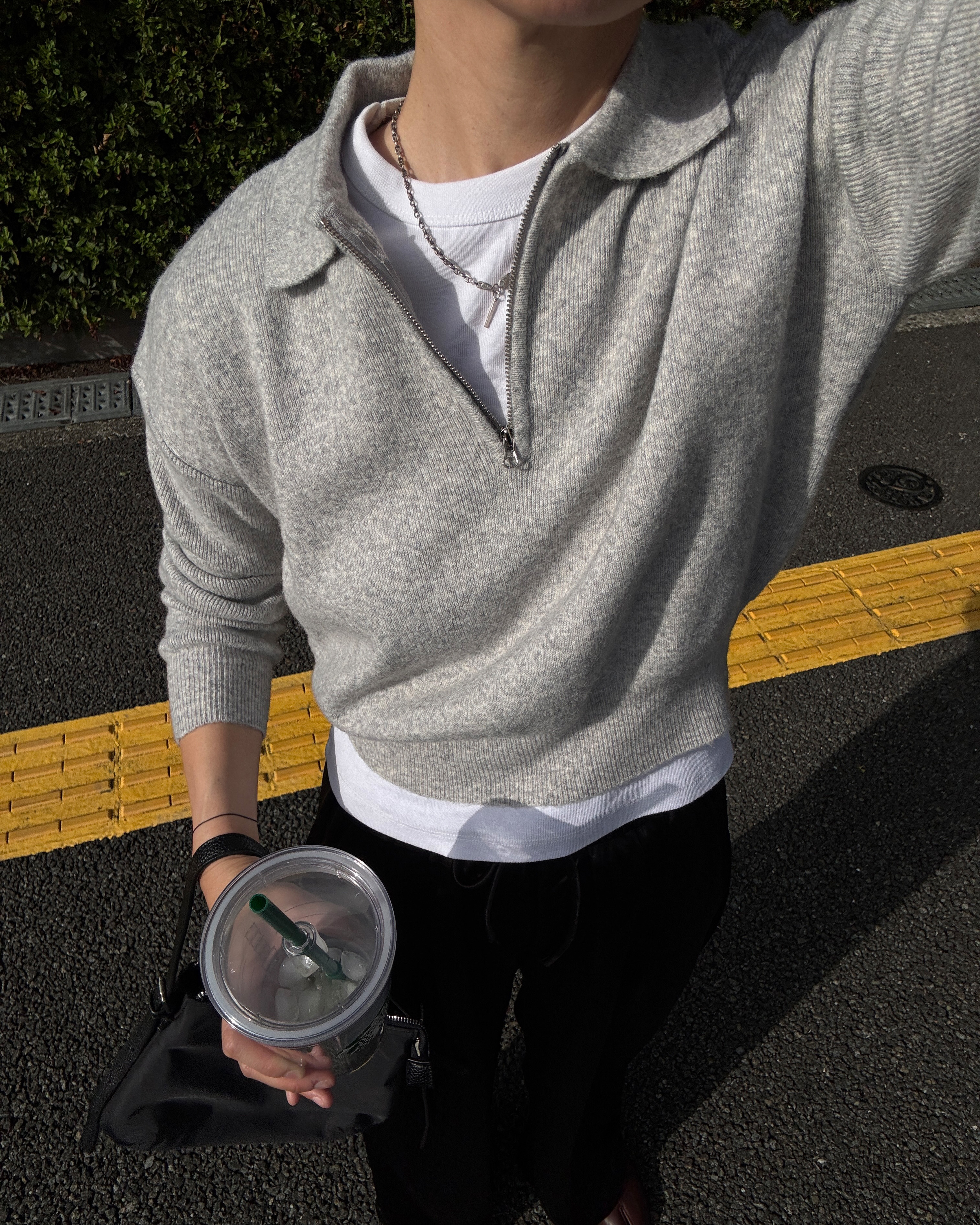 ハーフジップアップカラーニット