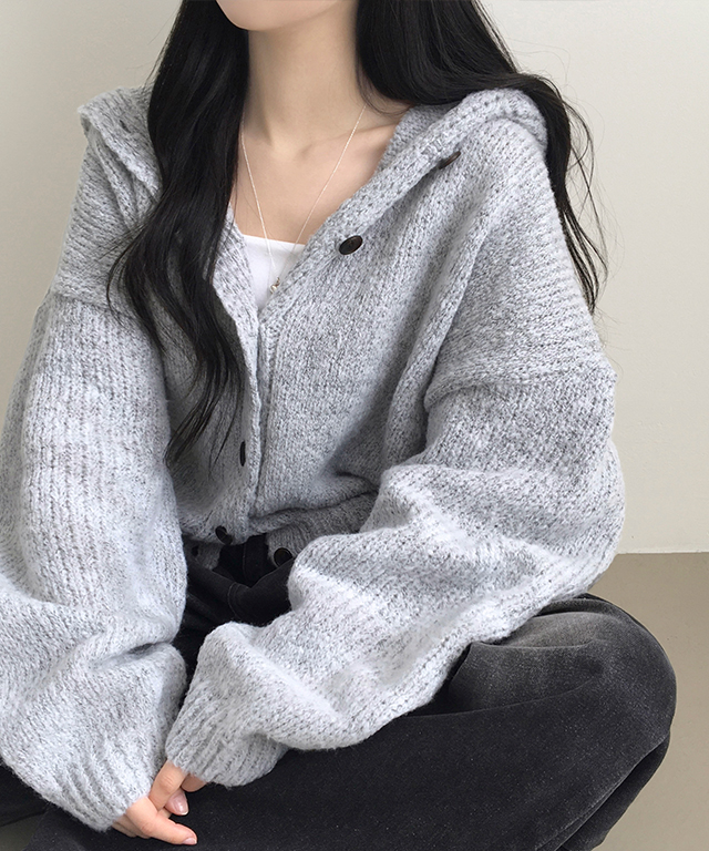 美品　OBLI フードカーディガン オーバーサイズアクリルフード付きニットカーディガン | ファッション