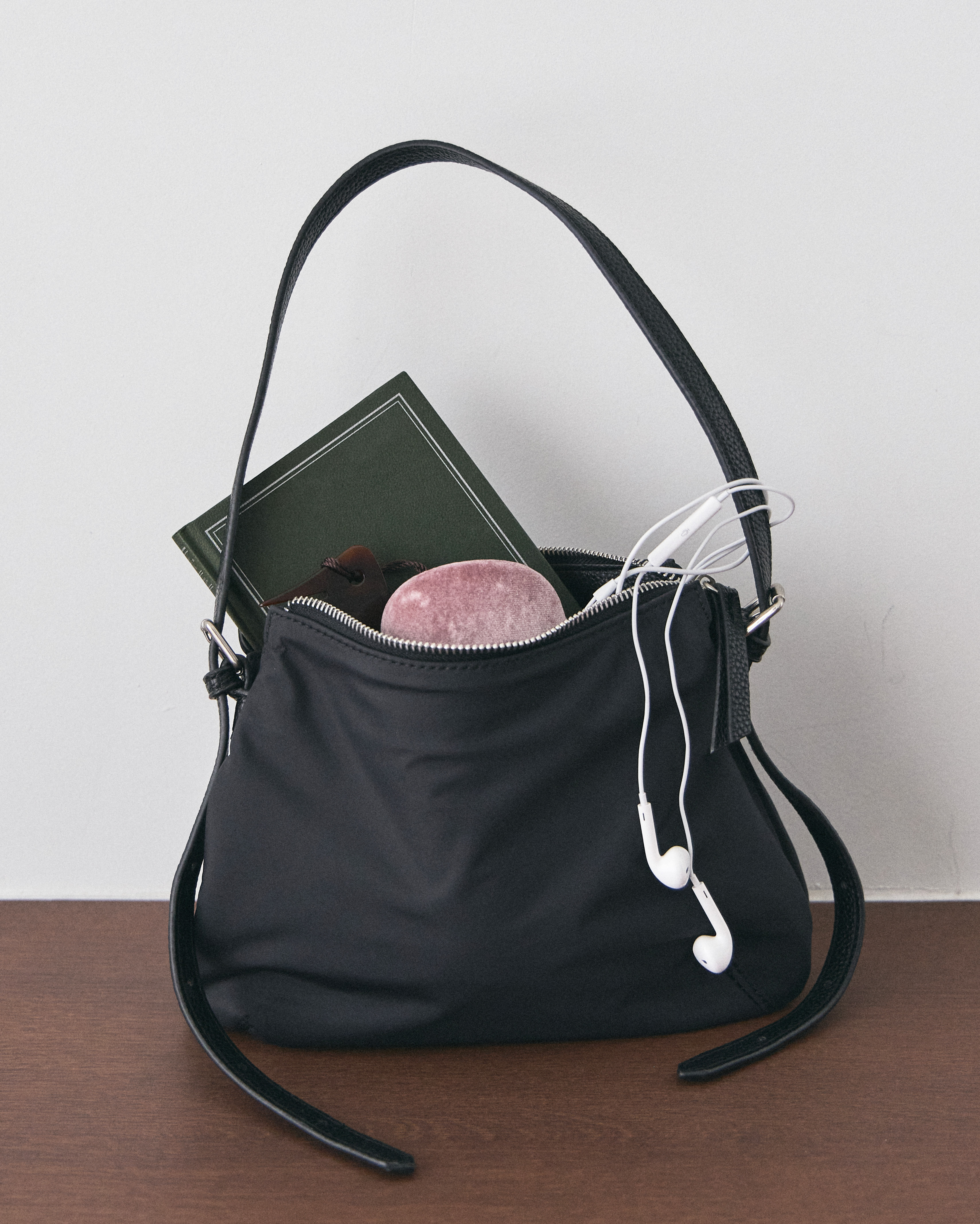 ORIGINAL) ナイロンツインショルダーバッグ (black