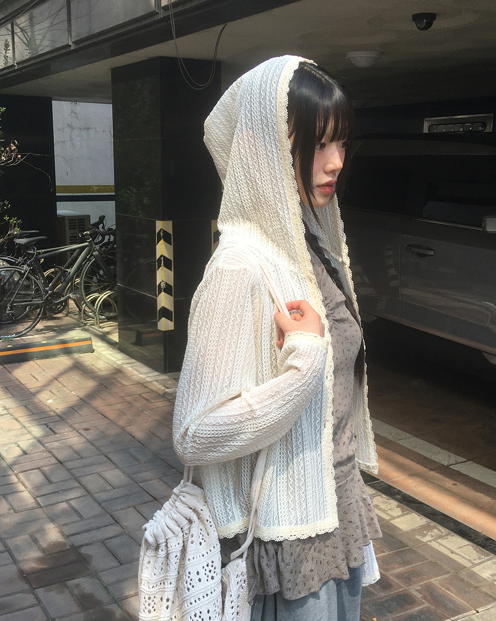 ヒスクローネ　さえら　パーカー　カーディガン　フード　レース　ピンク　ベージュ ヒスクローネ さえら パーカー カーディガン フード レース