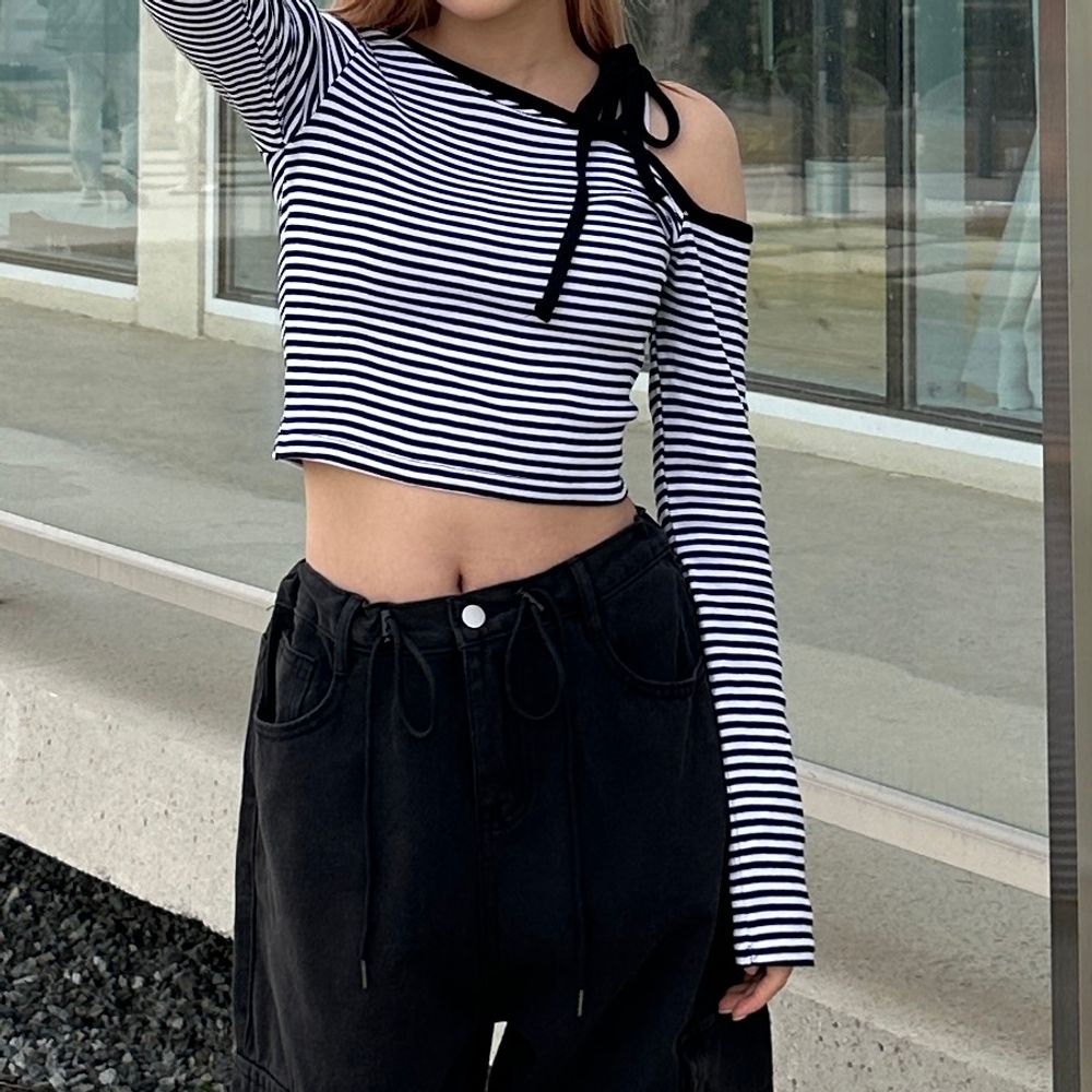値下げGlossy クロップドオフショルダーグレーXS tops-02509 オフショルダー big プルオーバー ホワイト グレー