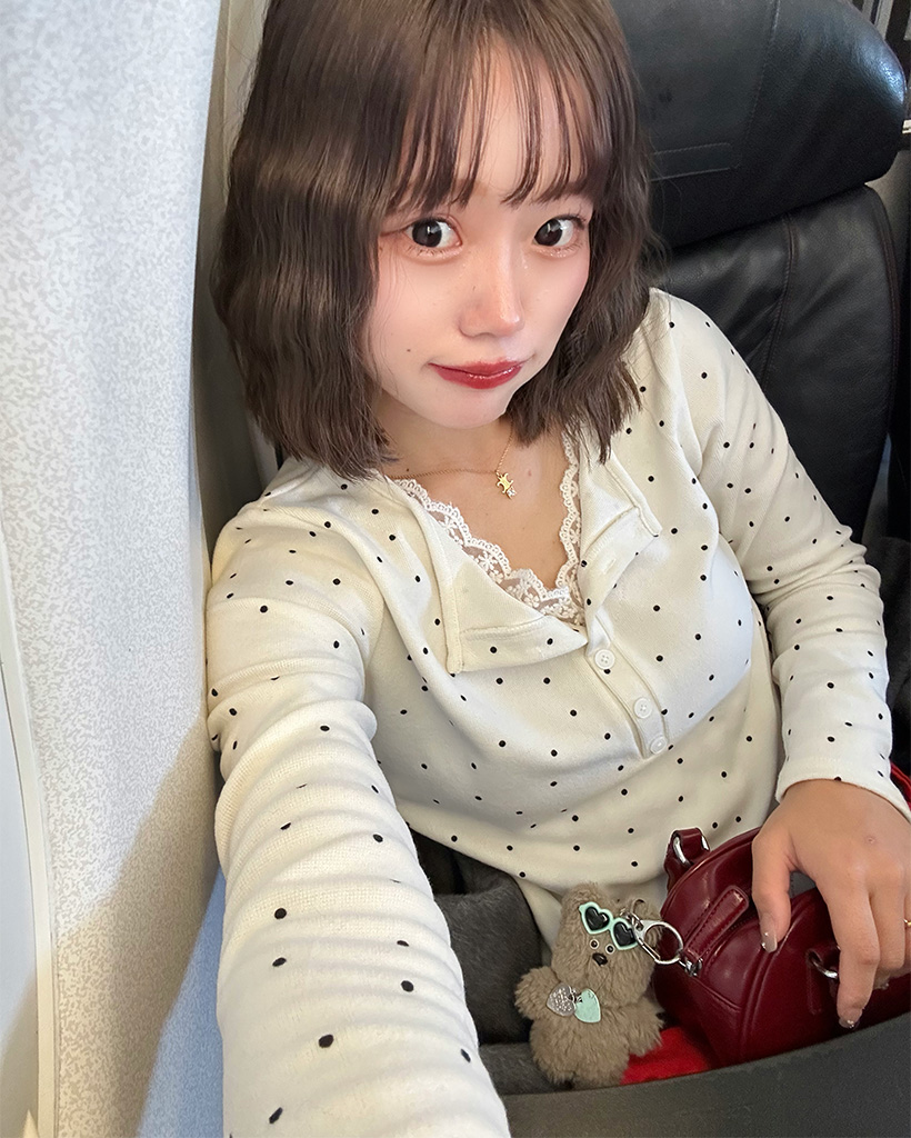 レースドットロングスリーブTシャツ