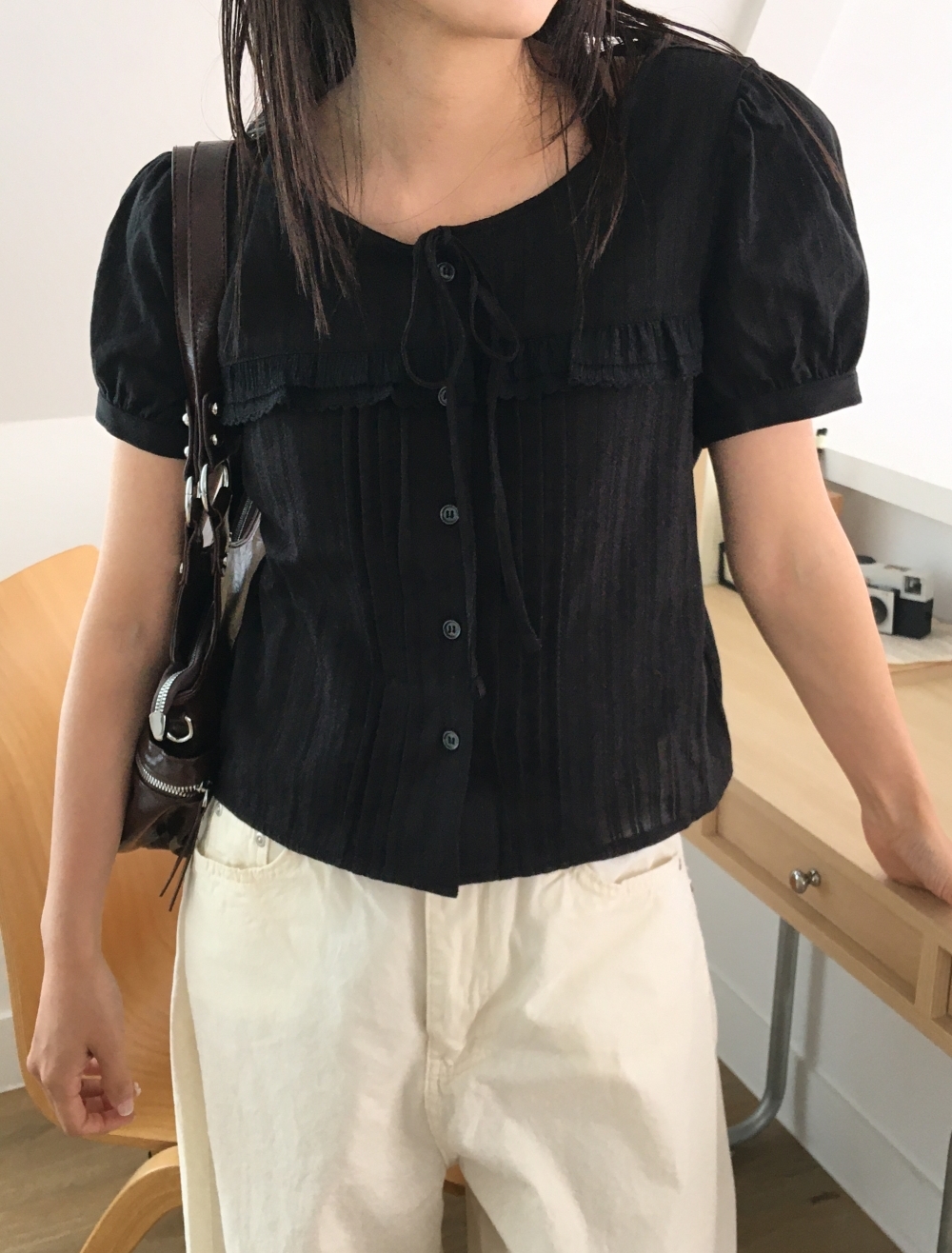 タック入りレースパフスリーブブラウス | ファッション通販サイト NUGU