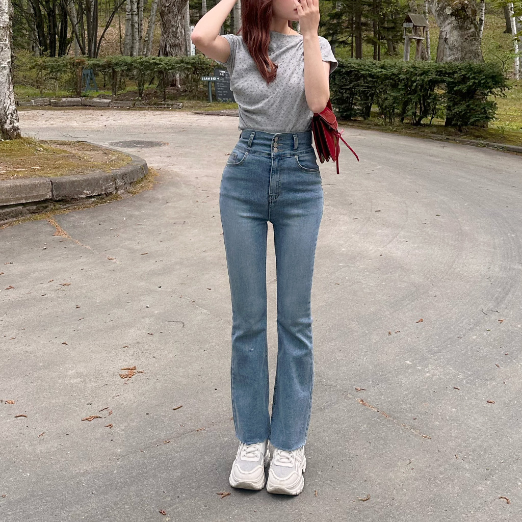 3ボタンフレアデニム | ファッション通販サイト NUGU