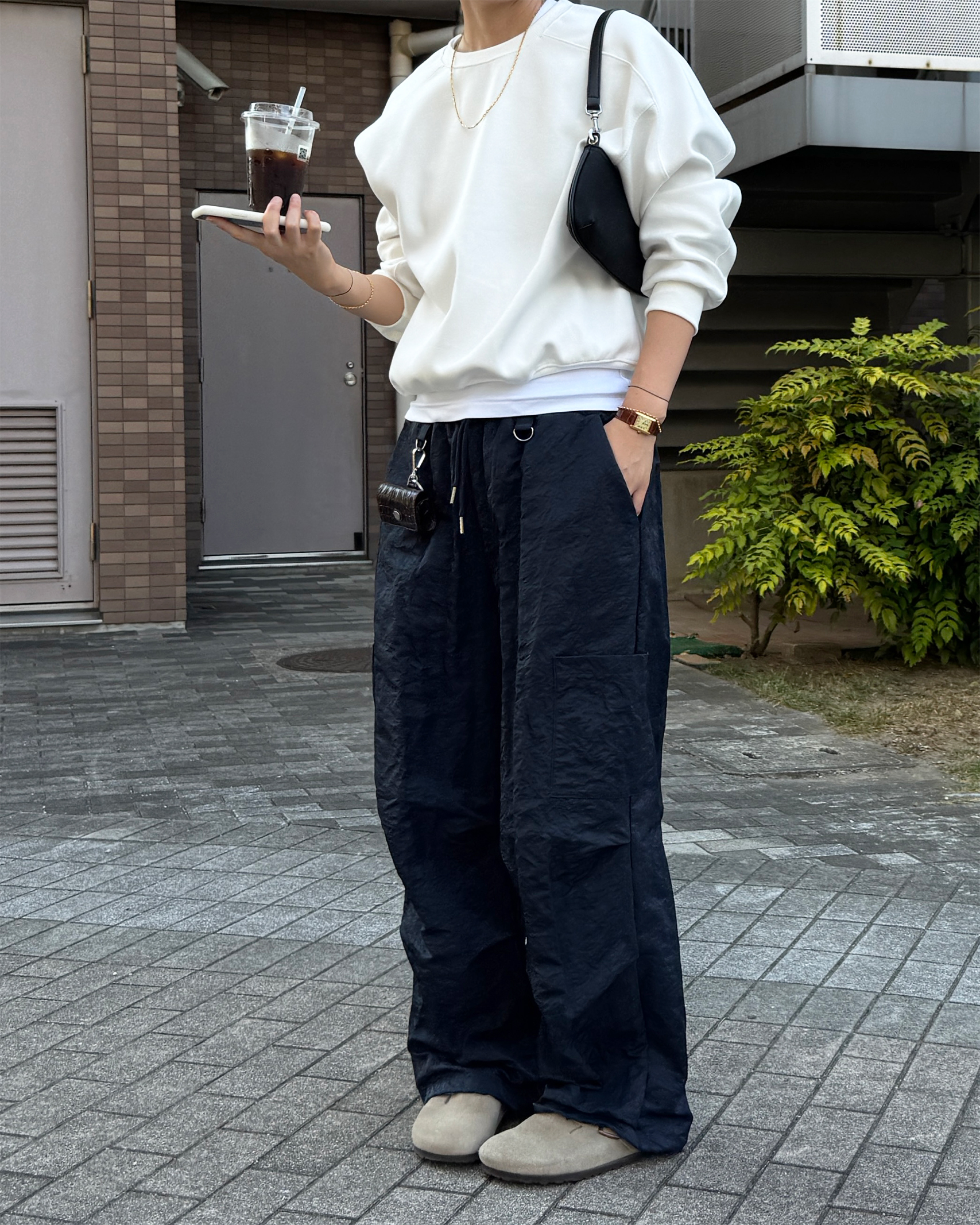 ロシア製 00s UTILITY ナイロン ギミック カーゴ パンツ ZARA 極太 ギミック カーゴデニムパンツ ユーティリティ - メルカリ