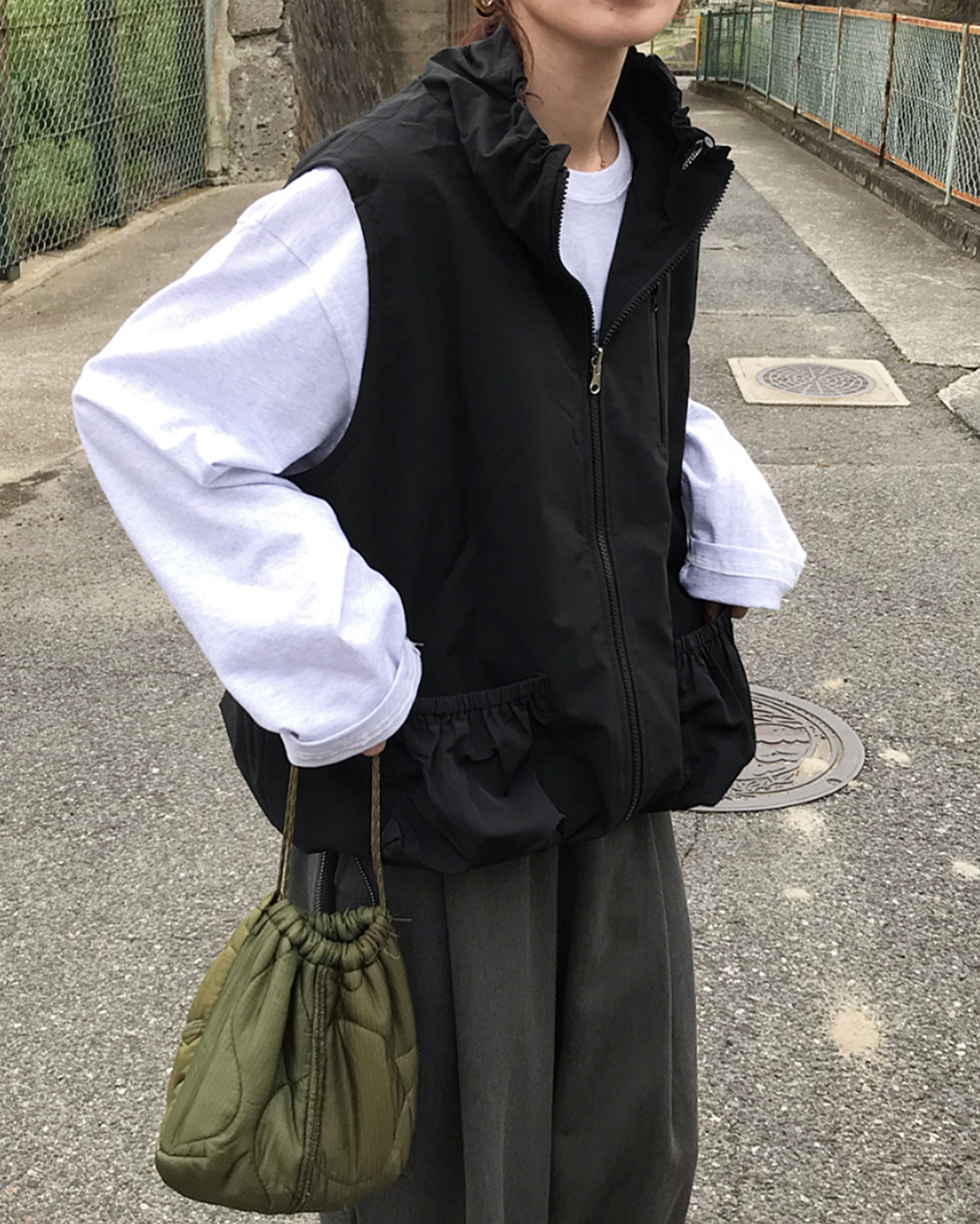 美品　リバレイ　ガイドベスト RV ストリームガイドベストⅡ - RIVALLEY FISHING GEARRIVALLEY