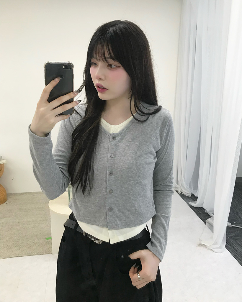 ヤヌーク　クロップドカーディガン　完売品 ヤヌーク クロップドカーディガン 完売品