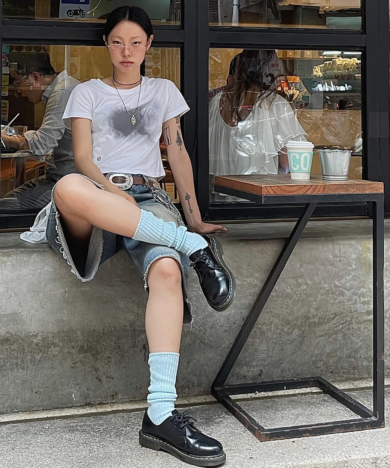 influencer pick] Vanish Tie Scarf T-Shirt (FL-114_White
