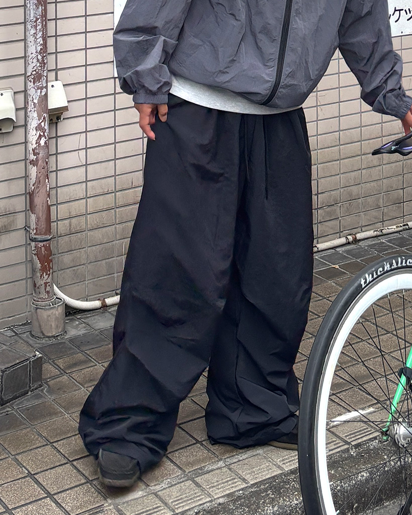 MIZUNO ナイロン トラックジャケット　パンツ　日本製　スナップボタン MIZUNO(ミズノ)SUPERSTAR トラックジャケット Lサイズ(JASPO) 黒