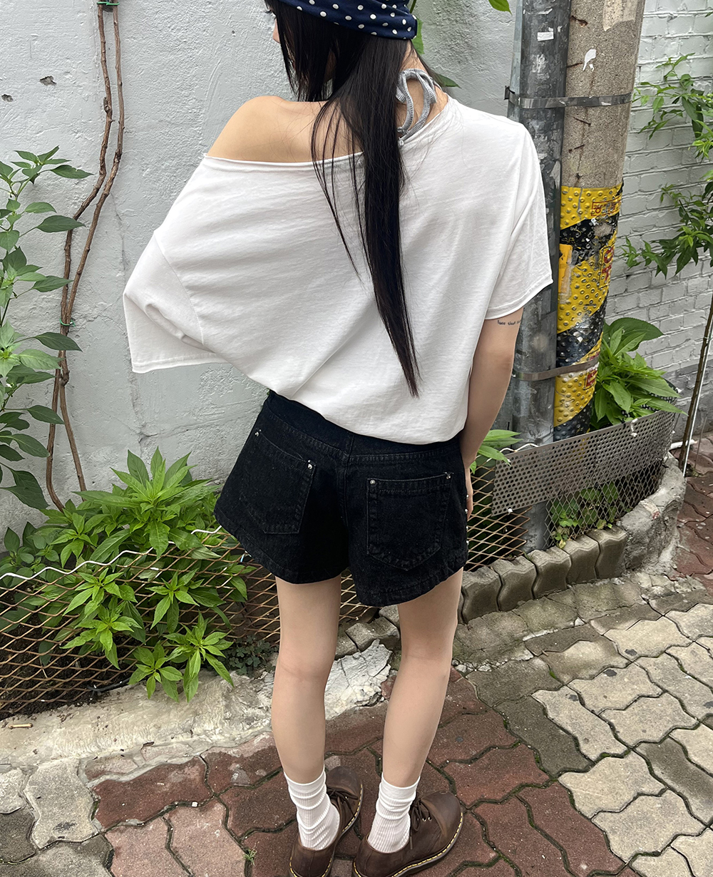 SUPREME コーデュロイ刺繍エンジェルショートパンツM SUPREME コーデュロイ刺繍エンジェルショートパンツM