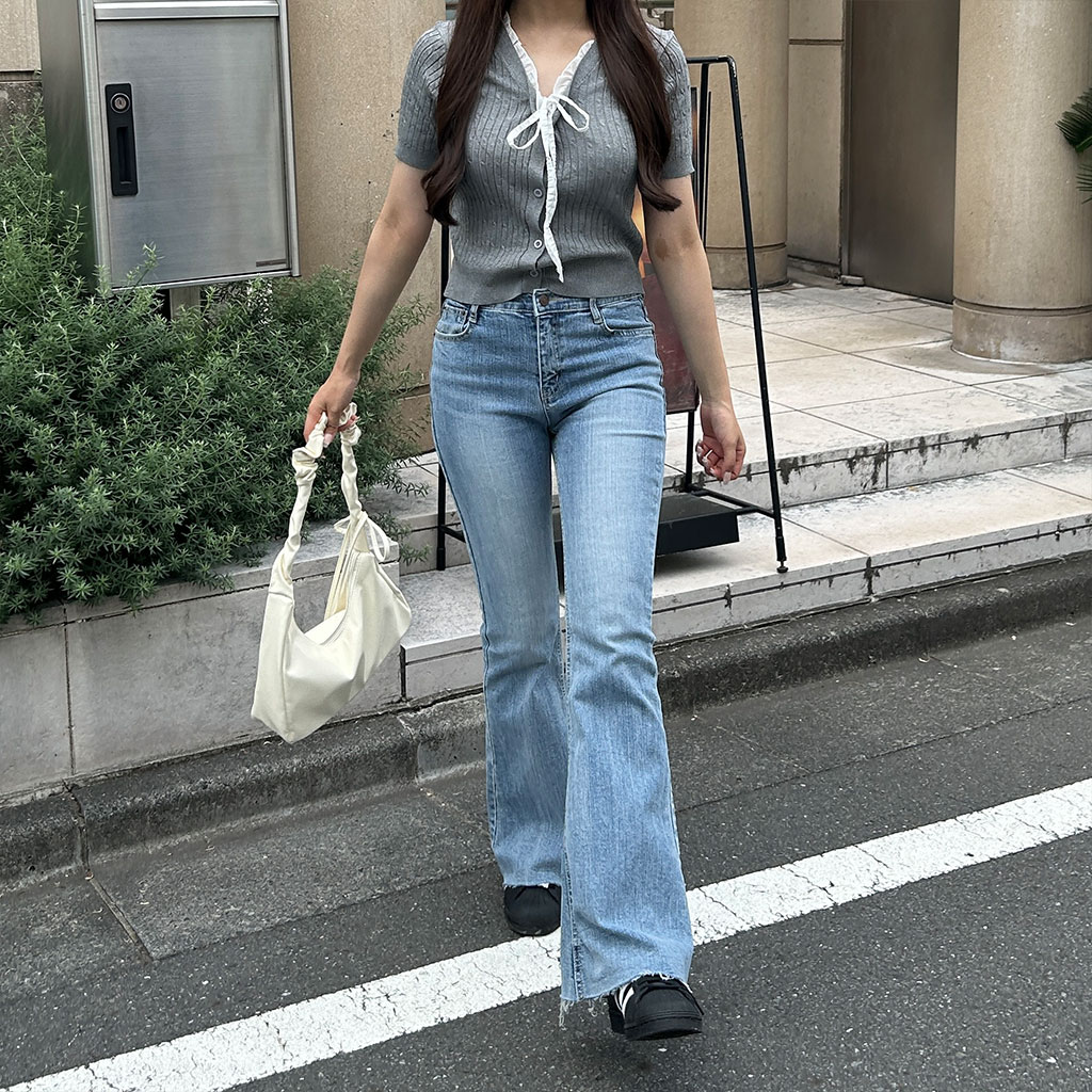 nullus ヌールス　24aw 変形ワイドフレアデニムパンツ セール】フレアワイドデニム（デニムパンツ）｜styling