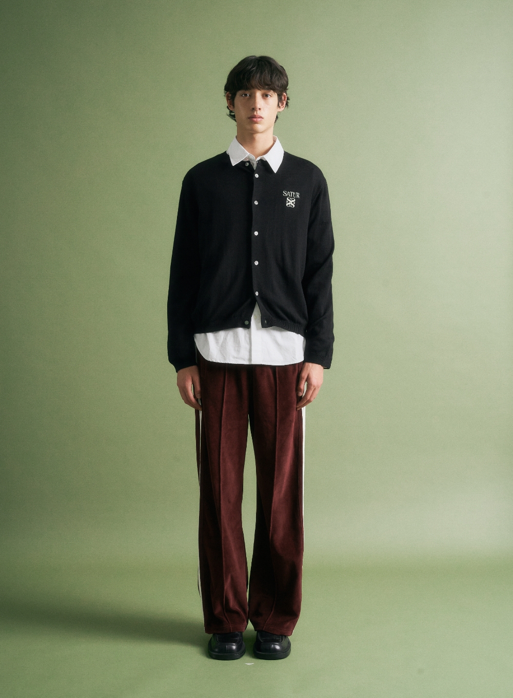 SATUR Basic Crew Neck Fine Cardigan ブラック Basic Crew Neck Fine Cardigan - Black | ファッション通販サイト NUGU