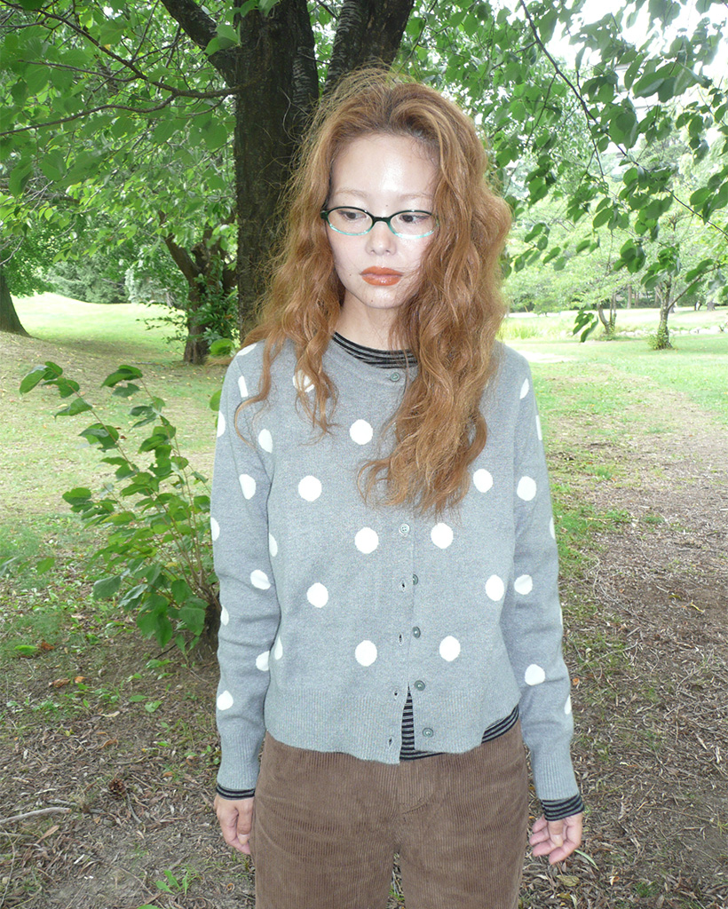 ポルカドットラウンドネックニットカーディガン | ファッション通販