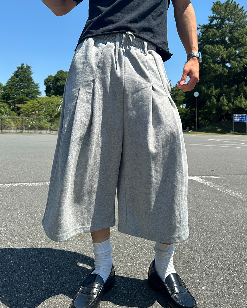 プリーツプリーズ　ベルトループパンツ プリーツプリーズ ベルトループパンツ LOOP BOTTOMS – ISSEY