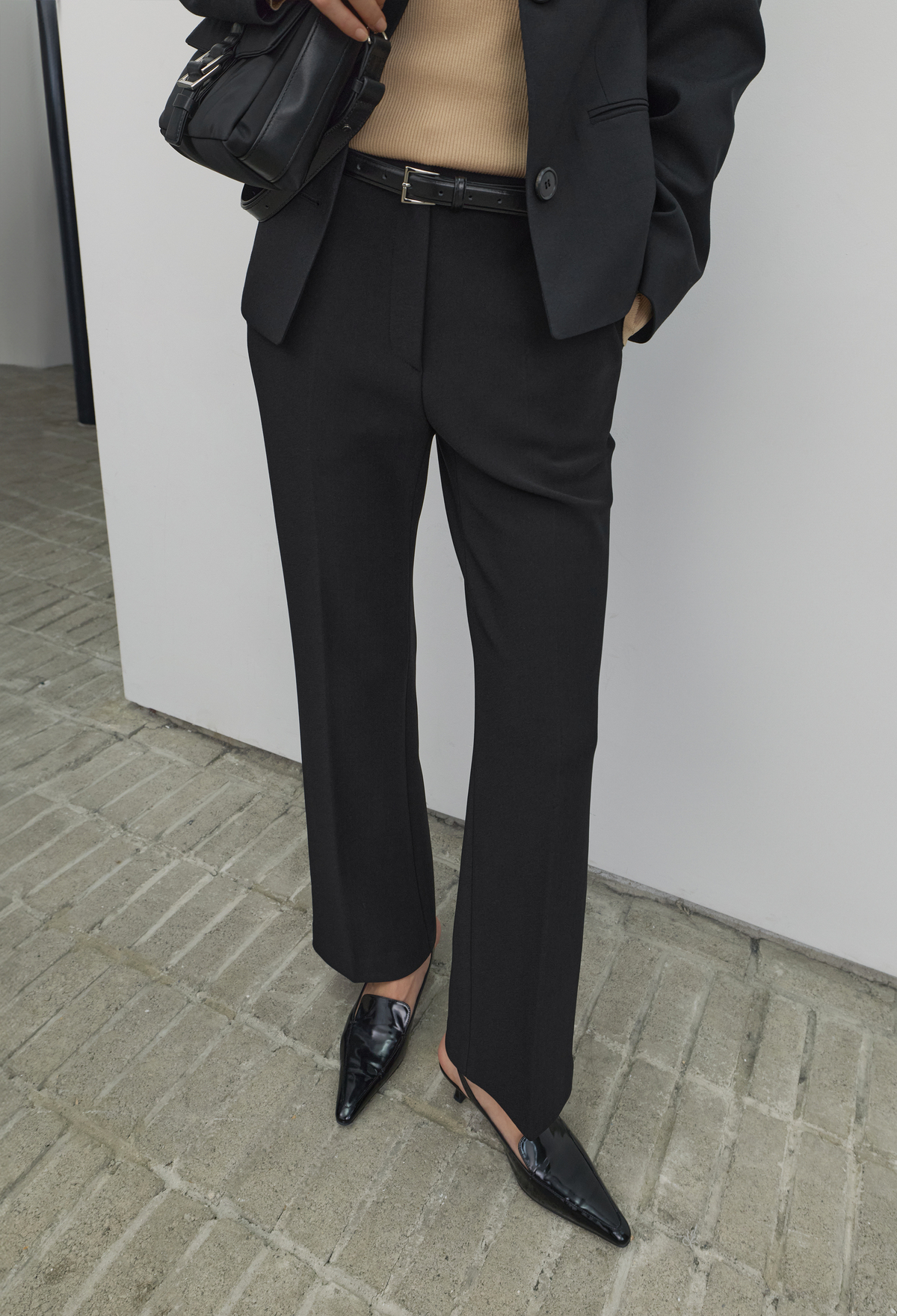 High-Density Slim-Fit Pants - Black