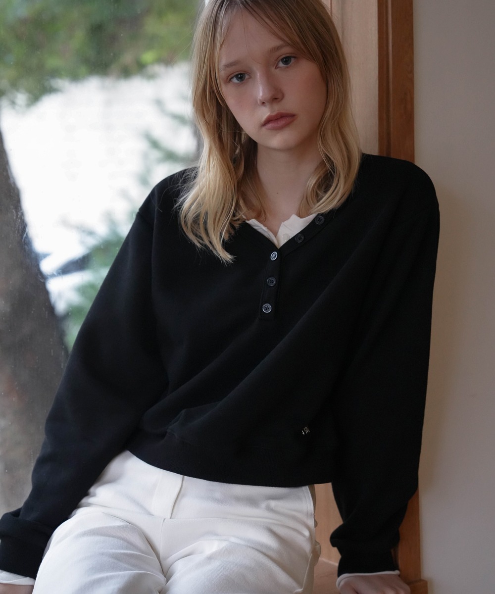Soft Button Sweatshirt [Black]