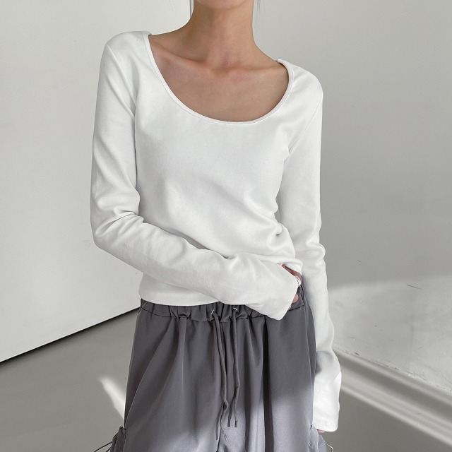 [original] エディルUネックセミクロップ長袖Tシャツ