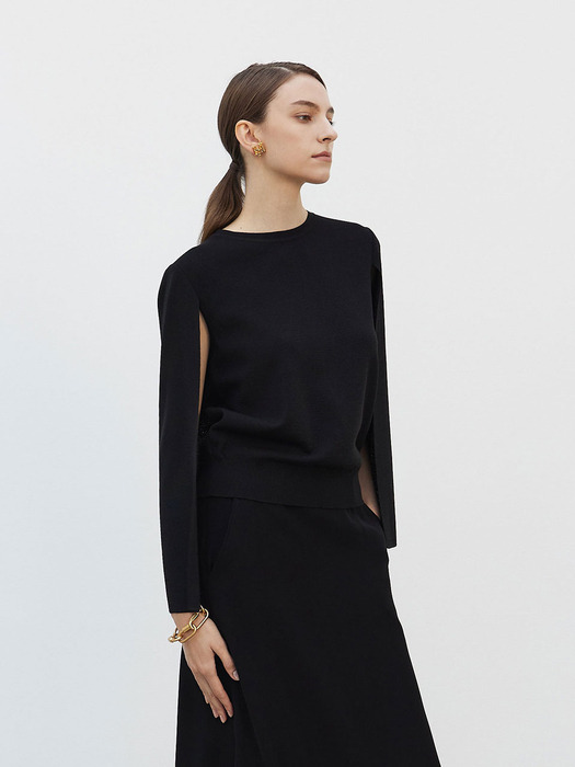 Cape Layered knit Pullover - Black
