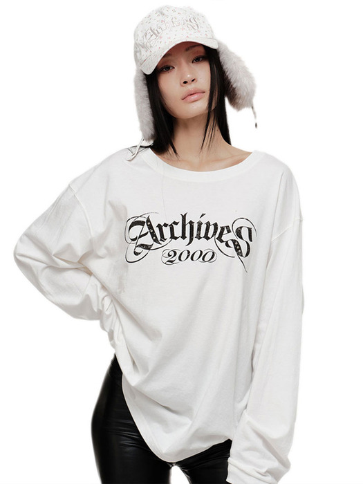 2000 OVERSIZED T-SHIRT (WHITE)