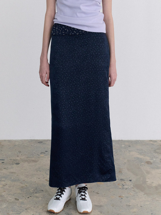 Nadia jacquard satin long skirt (navy)