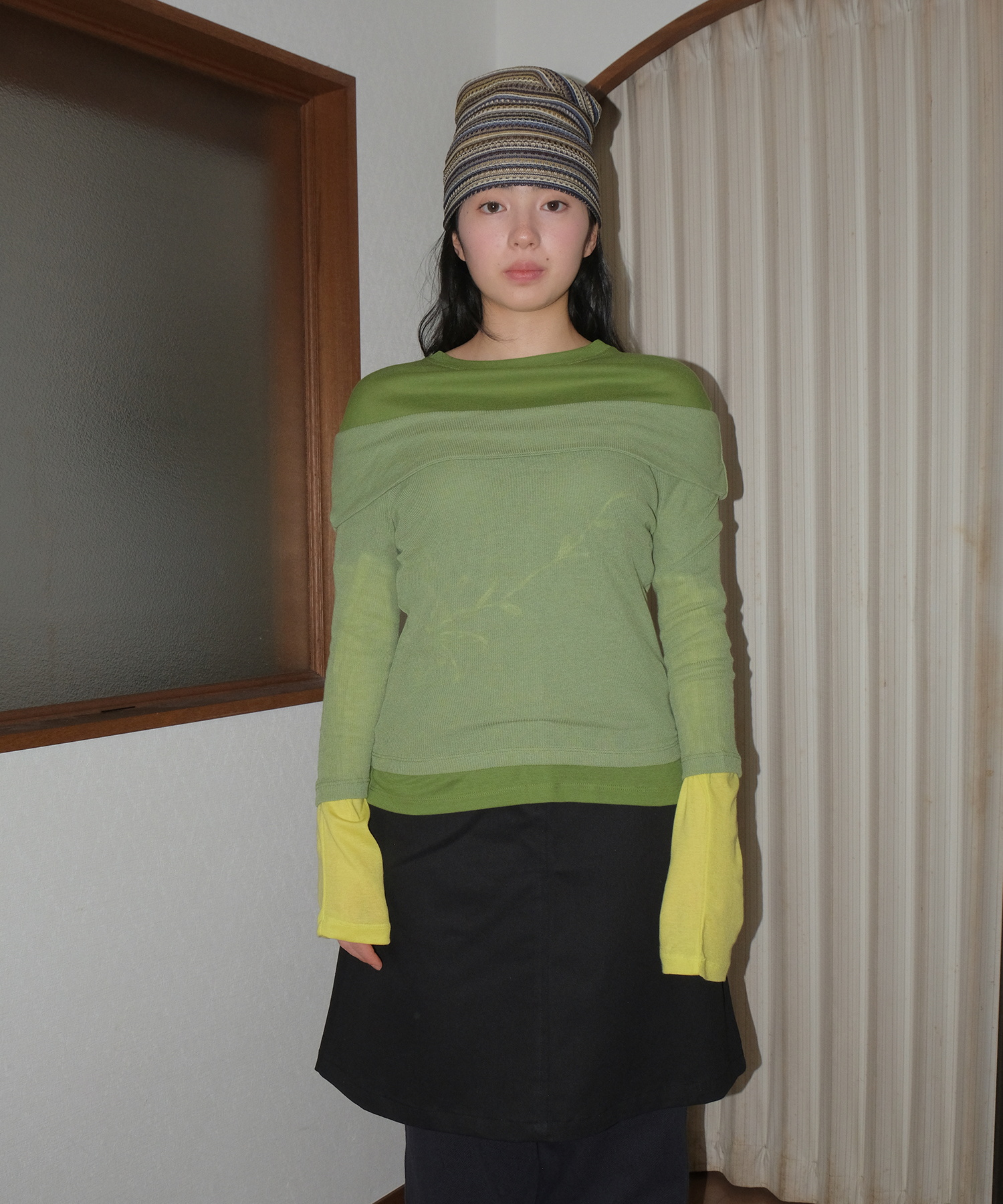 OFF-SHOULDER T-SHIRT GRASS