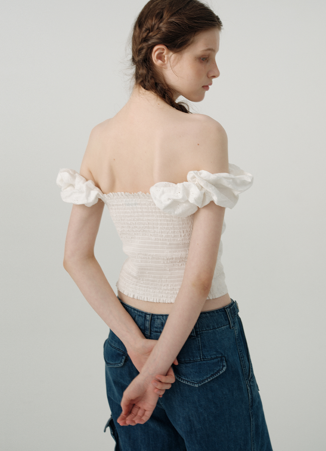 Flower Eyelet Scrunchie Top | ファッション通販サイト NUGU