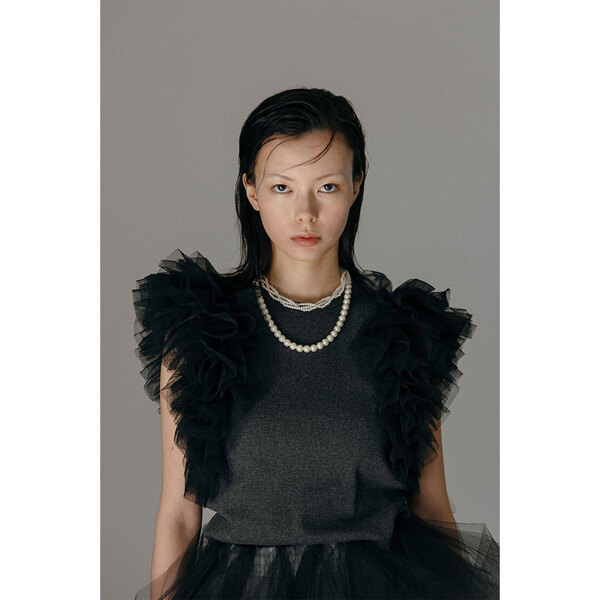 bibiy チュールトップス オンライン で 販売