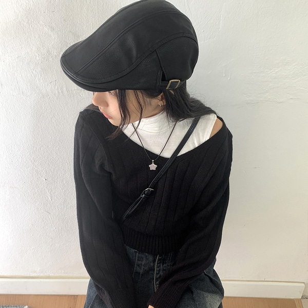 黒 レザー キャスケット ボタン付き レザーボタンキャスケットハット | ファッション通販サイト NUGU
