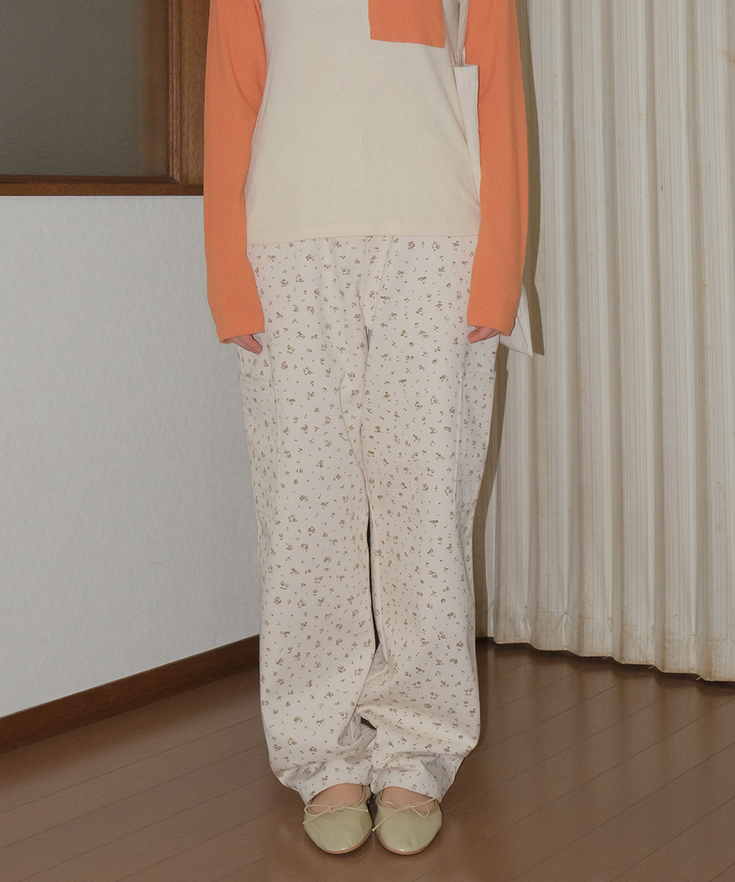 BIG POCKET PANTS DOVE FLOWER